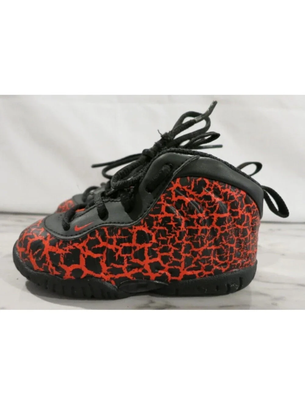 Nike Little Posite One TD 'Cracked Lava' Toddler Sz 6C 723947-012 Black Crimson